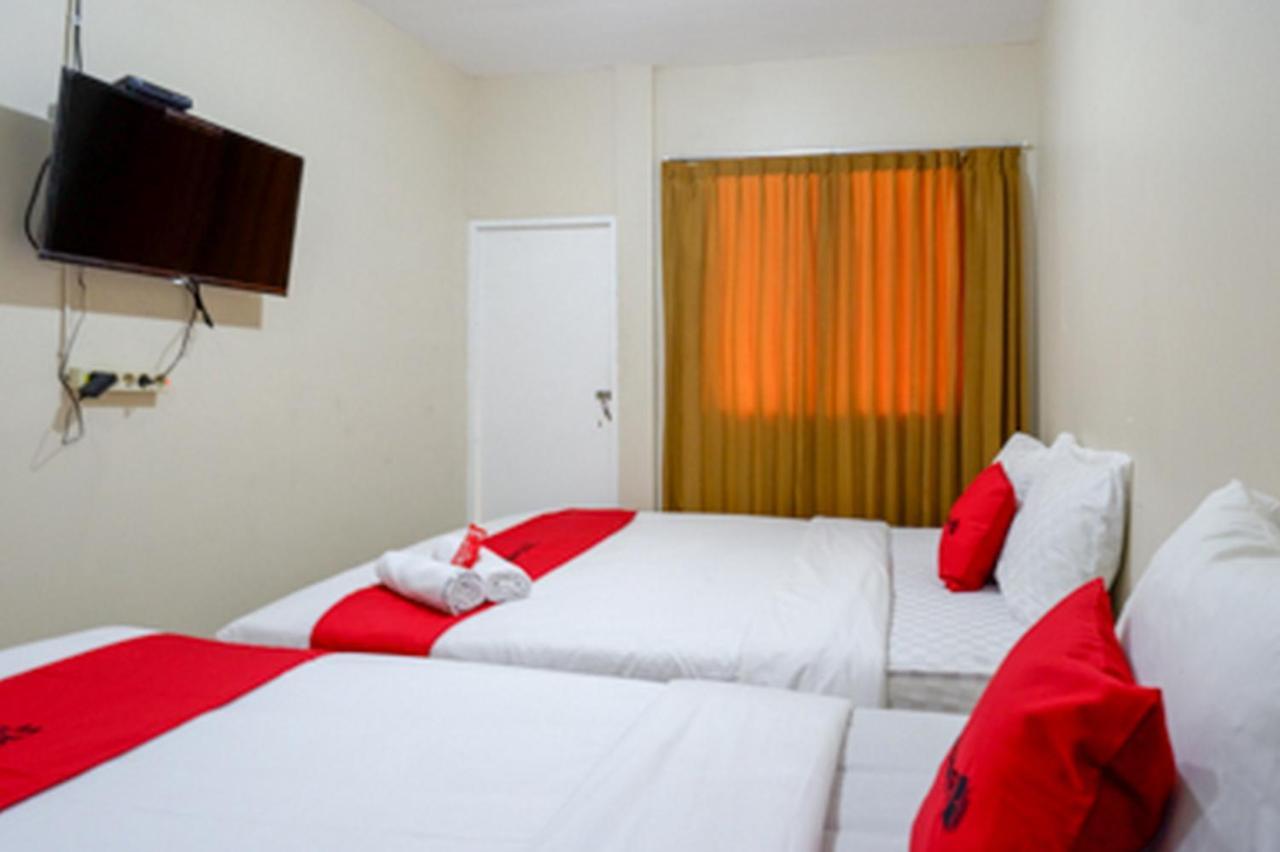 Reddoorz Near Rsud Kudus Hotel Kültér fotó